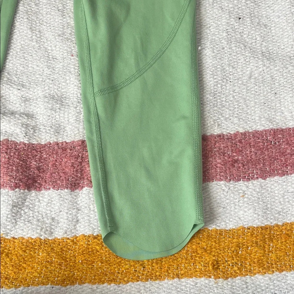 All in Motion Light Green Kids Leggings - Picture 3 of 4